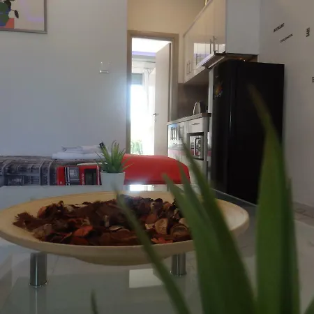 George Apartment